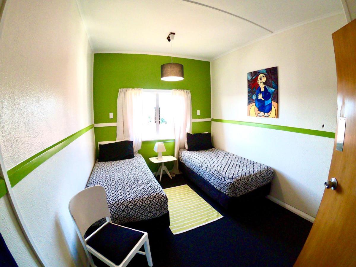 Ducks & Drakes Boutique Motel & Backpackers New Plymouth Zewnętrze zdjęcie