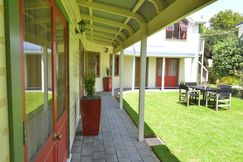 Ducks & Drakes Boutique Motel & Backpackers New Plymouth Zewnętrze zdjęcie